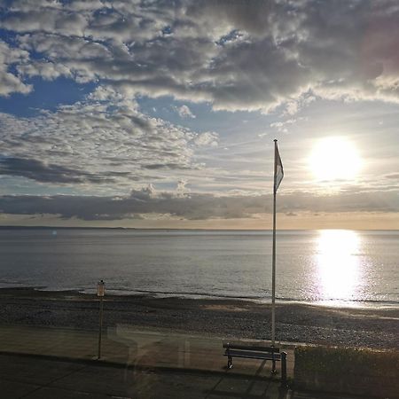 Lovely Seafront 2 Bed Flat In Aberystwyth Apartment Exterior photo